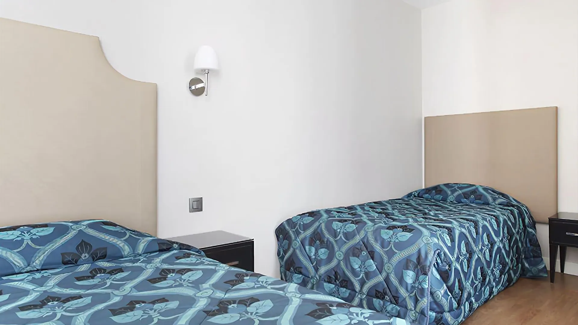 Hotel Montpensier Paris