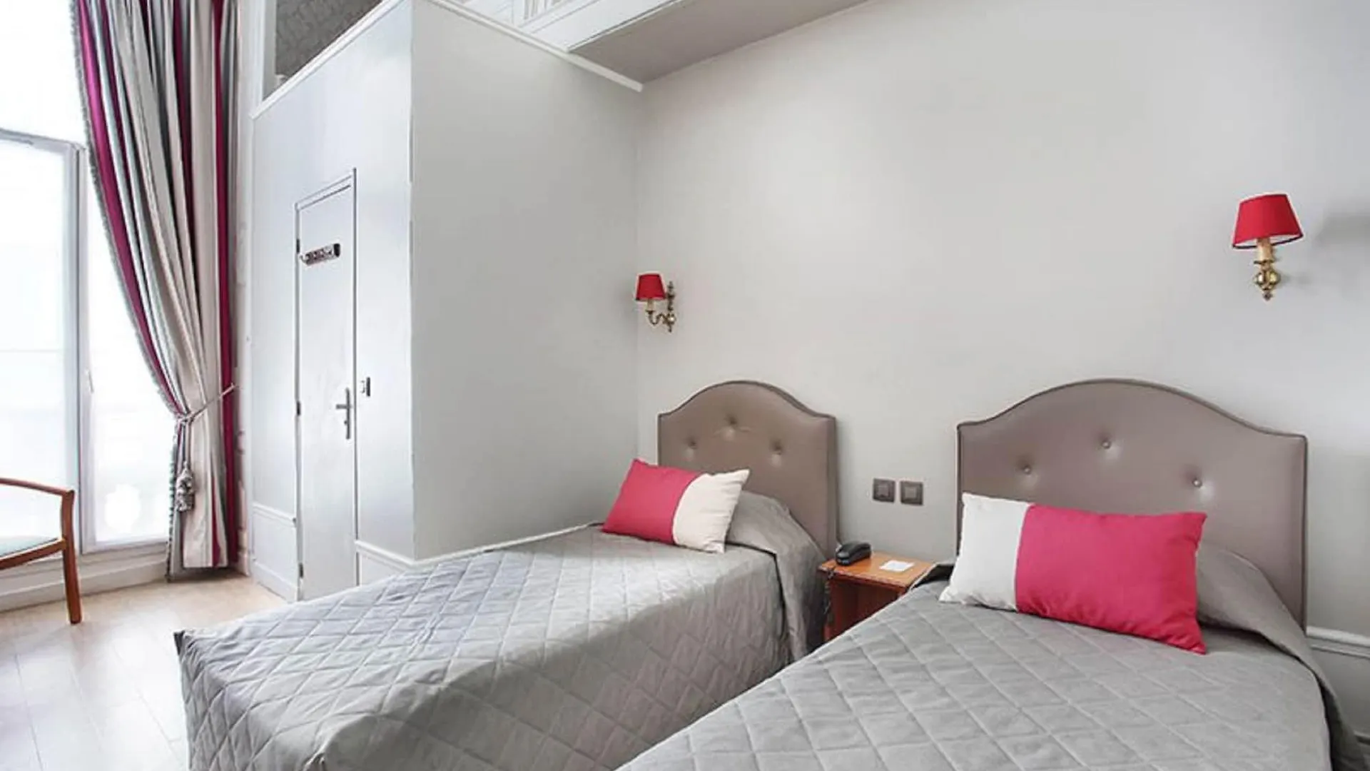Hotel Montpensier 2*